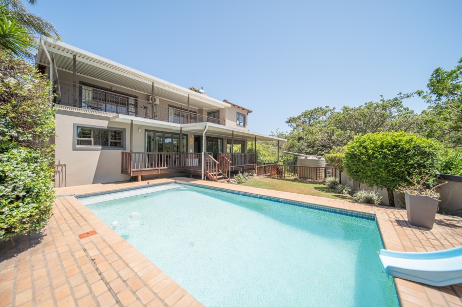 5 Bedroom Property for Sale in Beacon Bay Eastern Cape